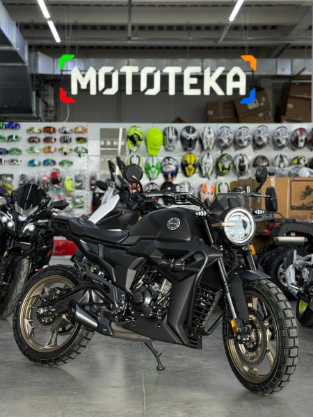 Мотоцикл дорожный ZONTES (Зонтес) ZT200 - G1 17/17 (4T ZT163ML EFI) чёрный/золотой (2024 г.) с ПТС | Мототека